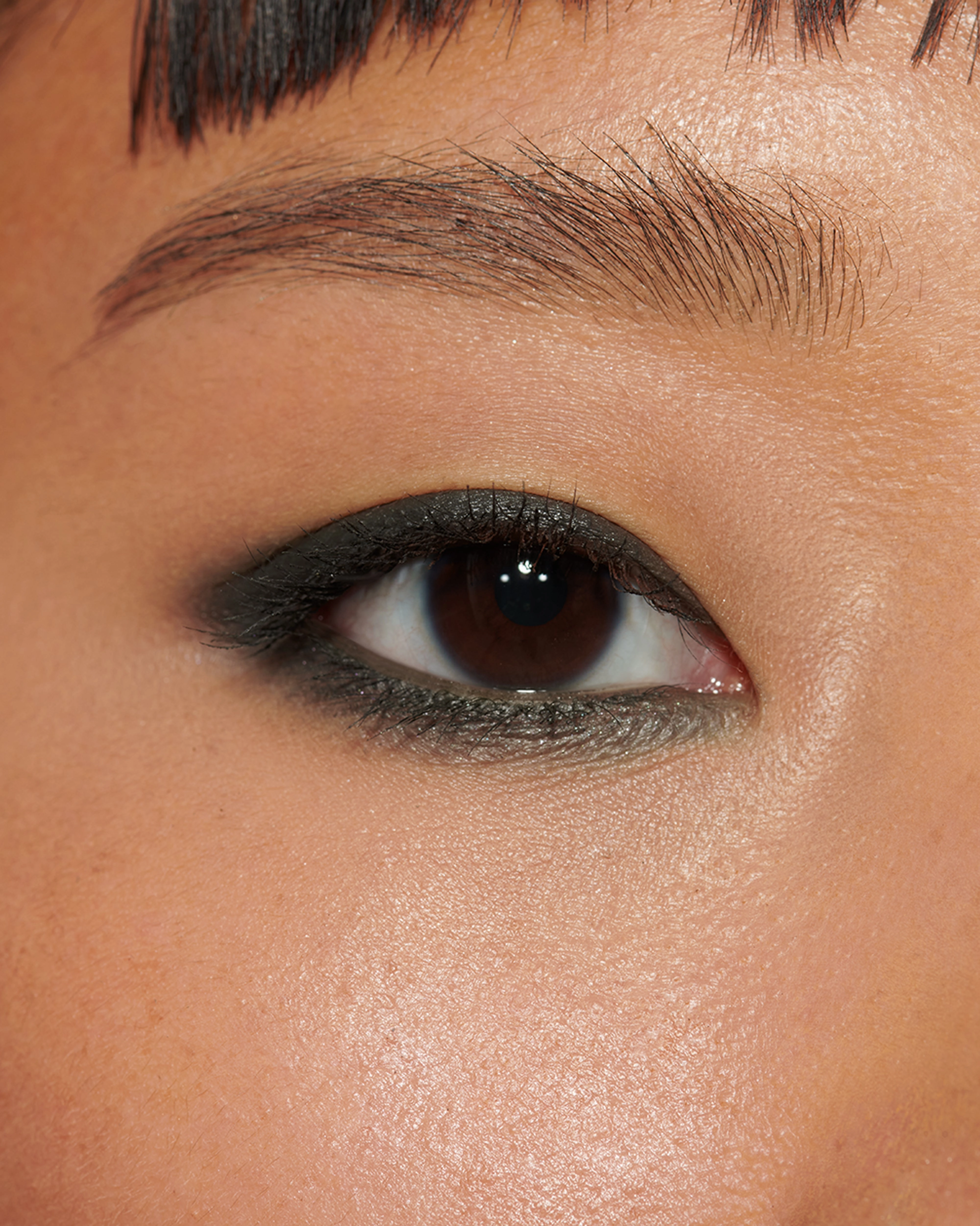 Cinder Smoke (Seamless Glide Eye Pencil)