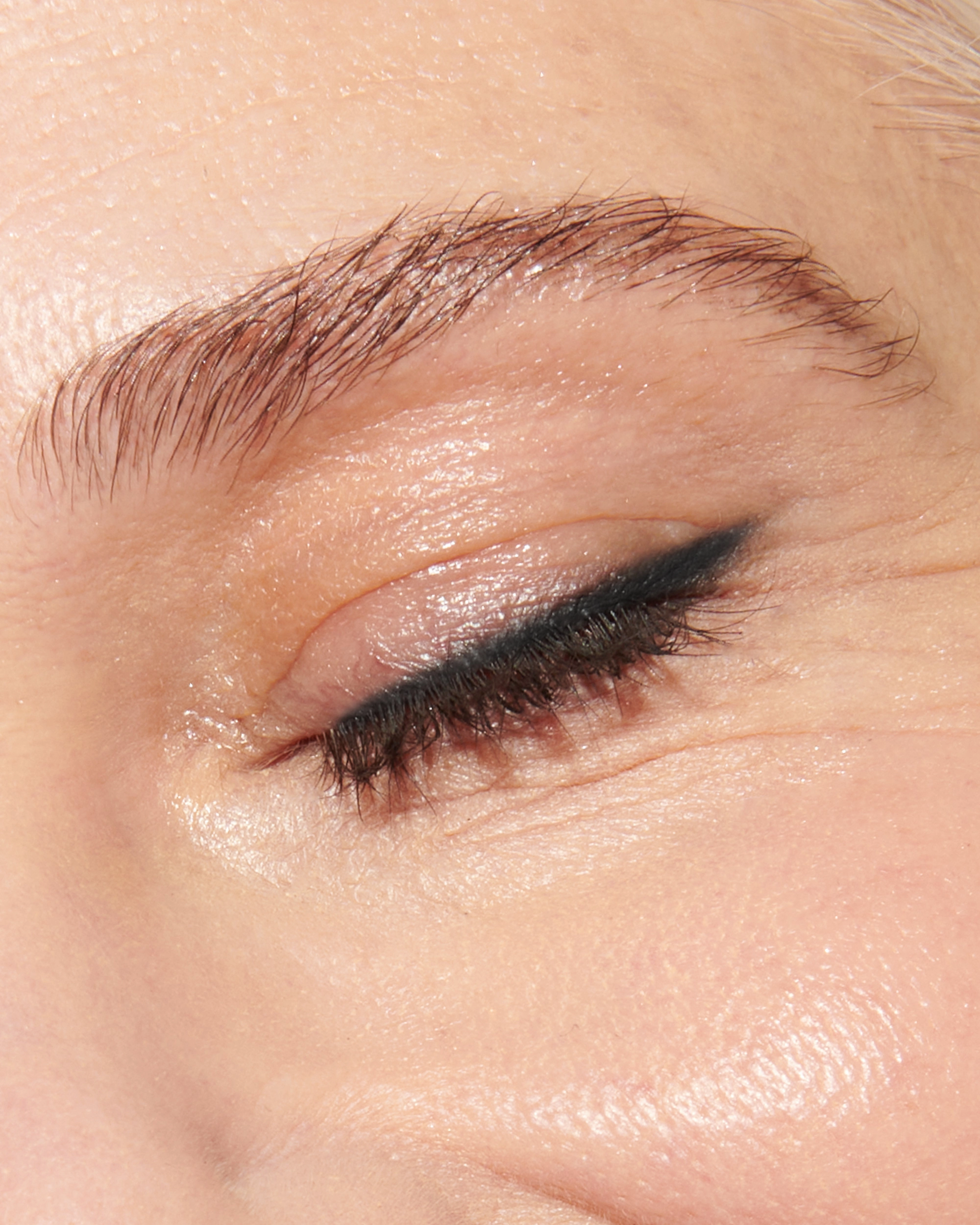 Cinder Smoke (Seamless Glide Eye Pencil)