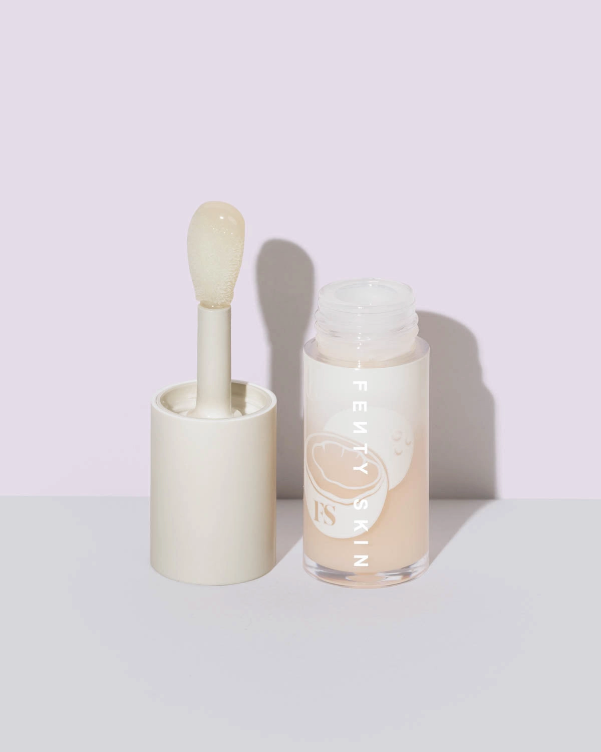 Fenty Treatz Hydrating   Strengthening Lip Oil — Coconut