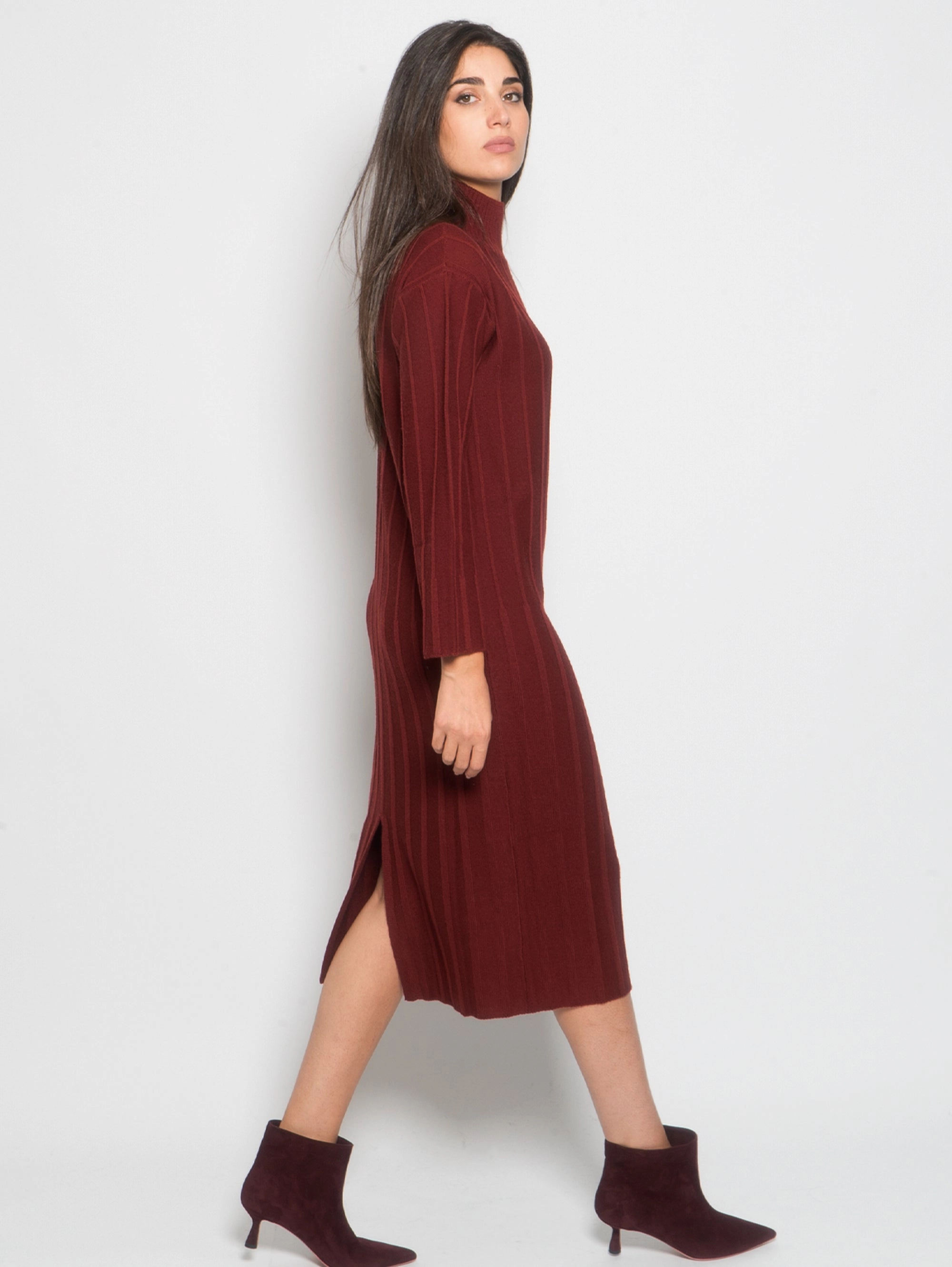 Mattone Ribbed Midi Dress