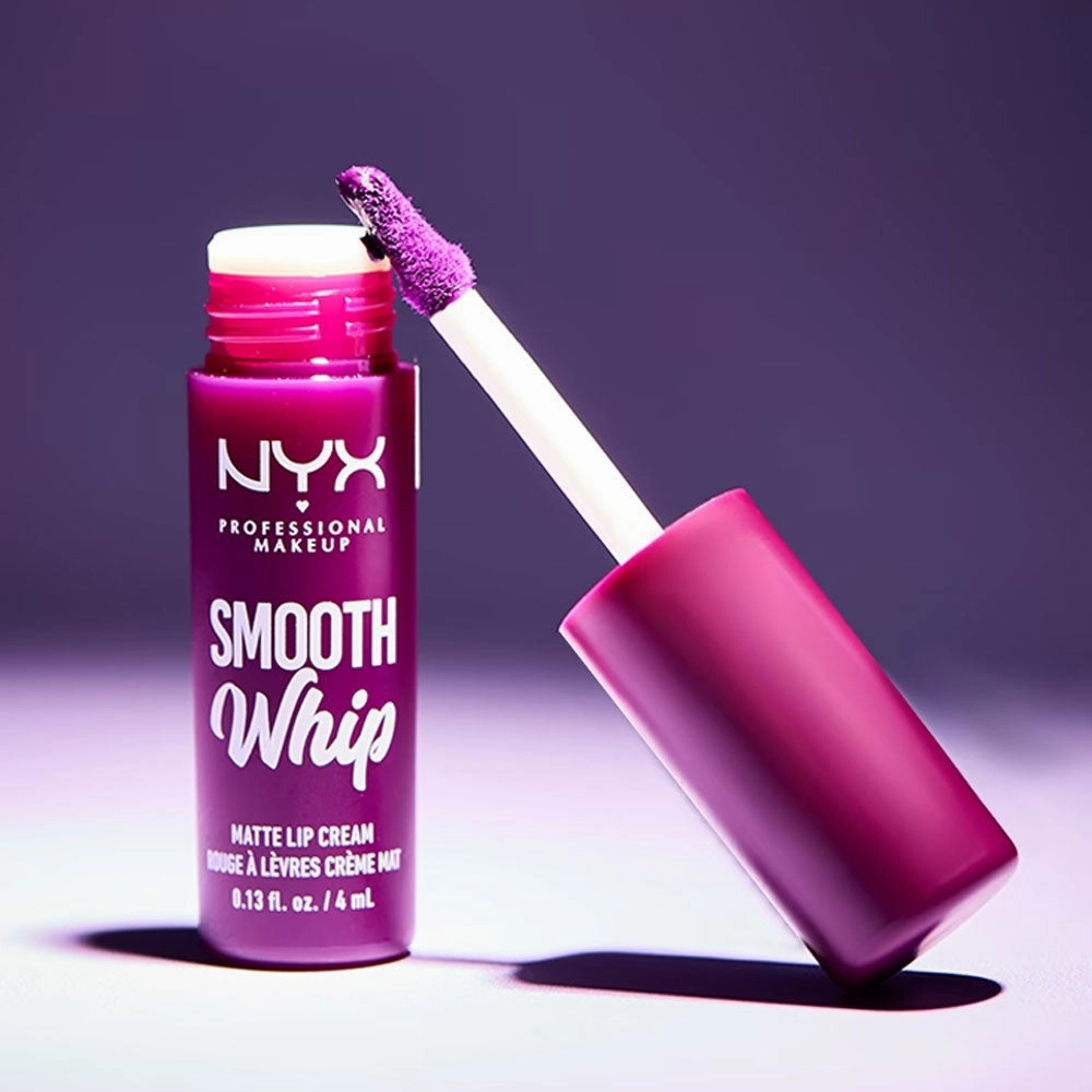 NYX Smooth Whip Matte Lip Cream Berry Bed Sheets