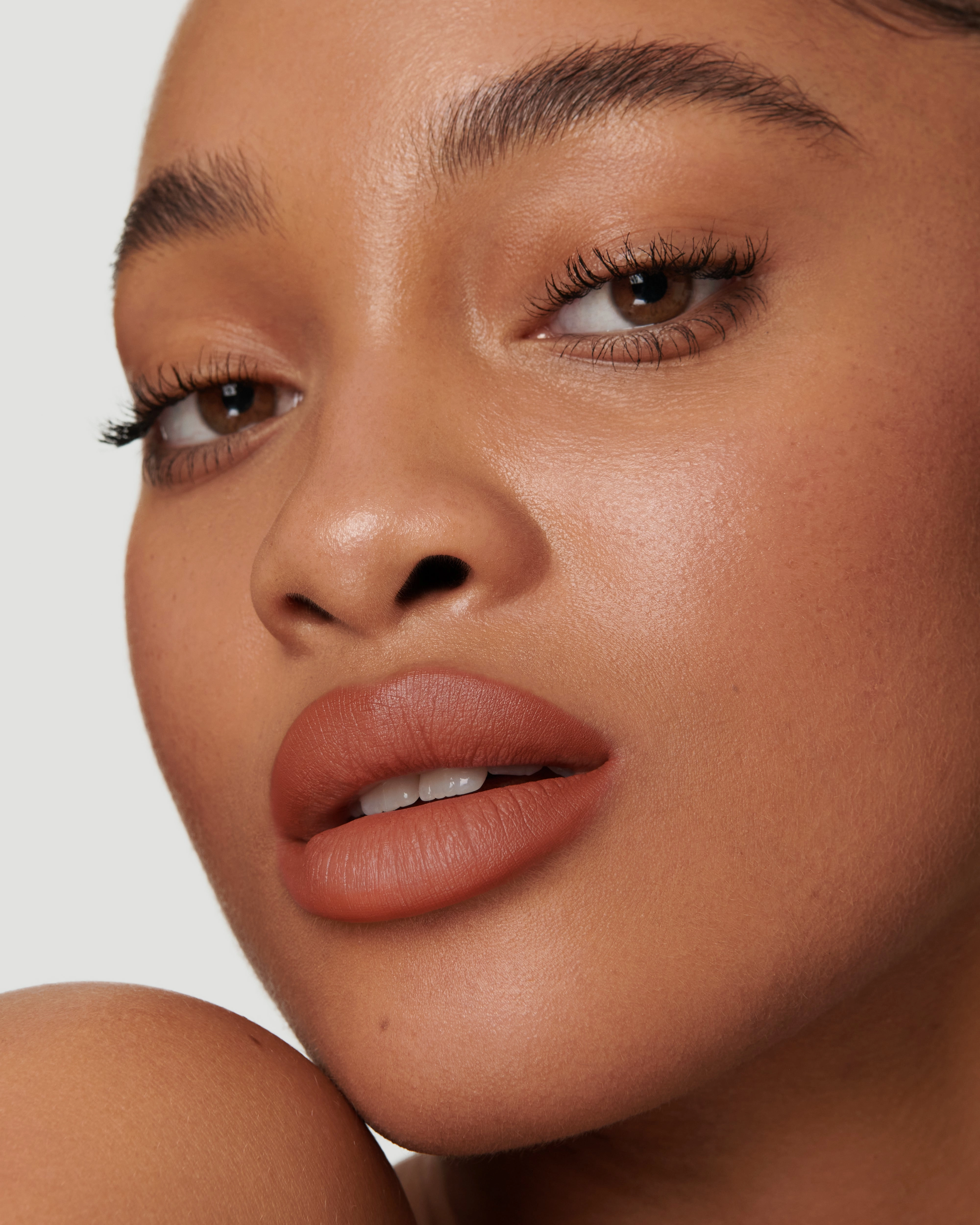 Shade 2W (Sculpt and Shade Lip Pencil)