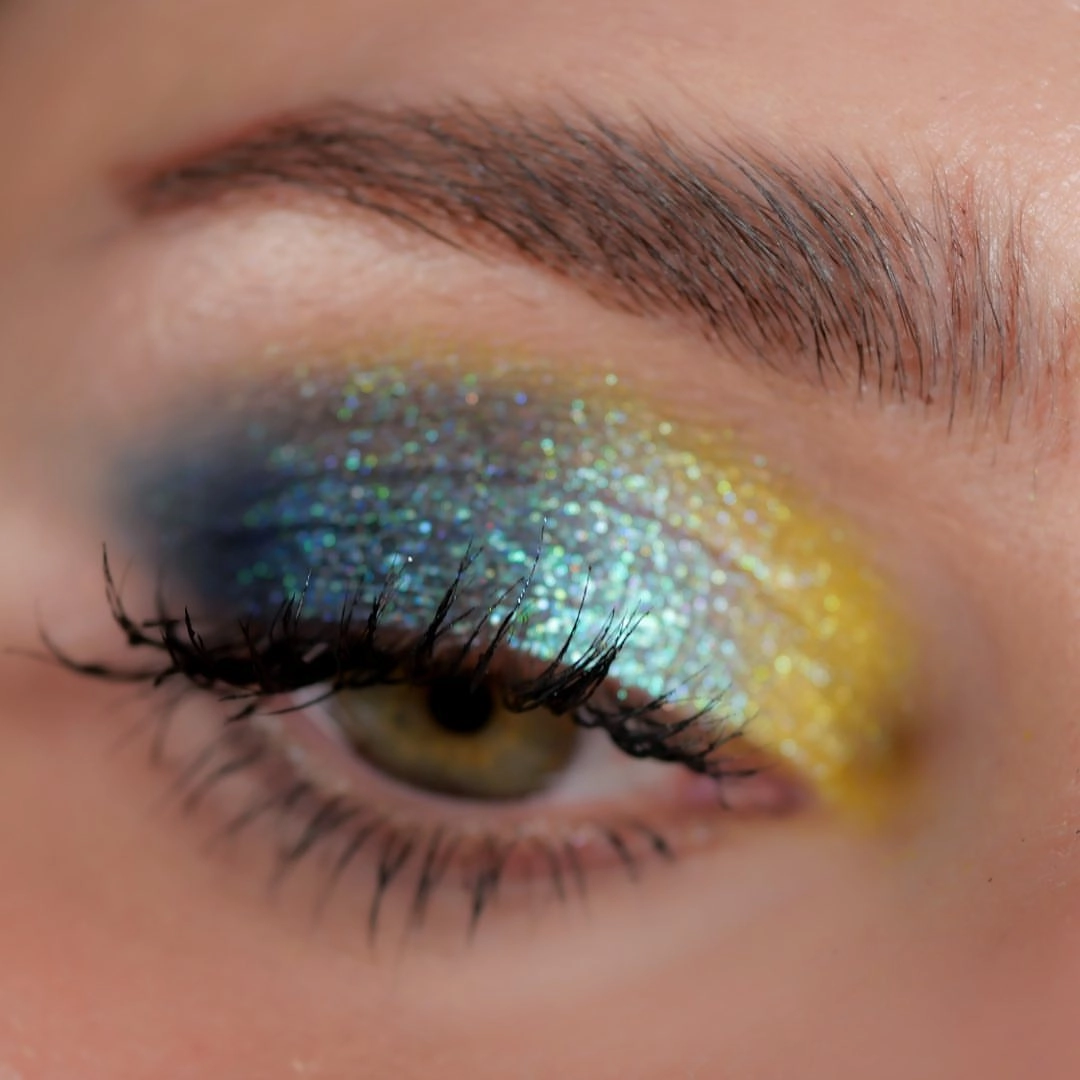 Shellwe Makeup Dove's Palette - Immortal Spirit Matte-Satin Shimmer Chameleon Quad Eyeshadow Palette